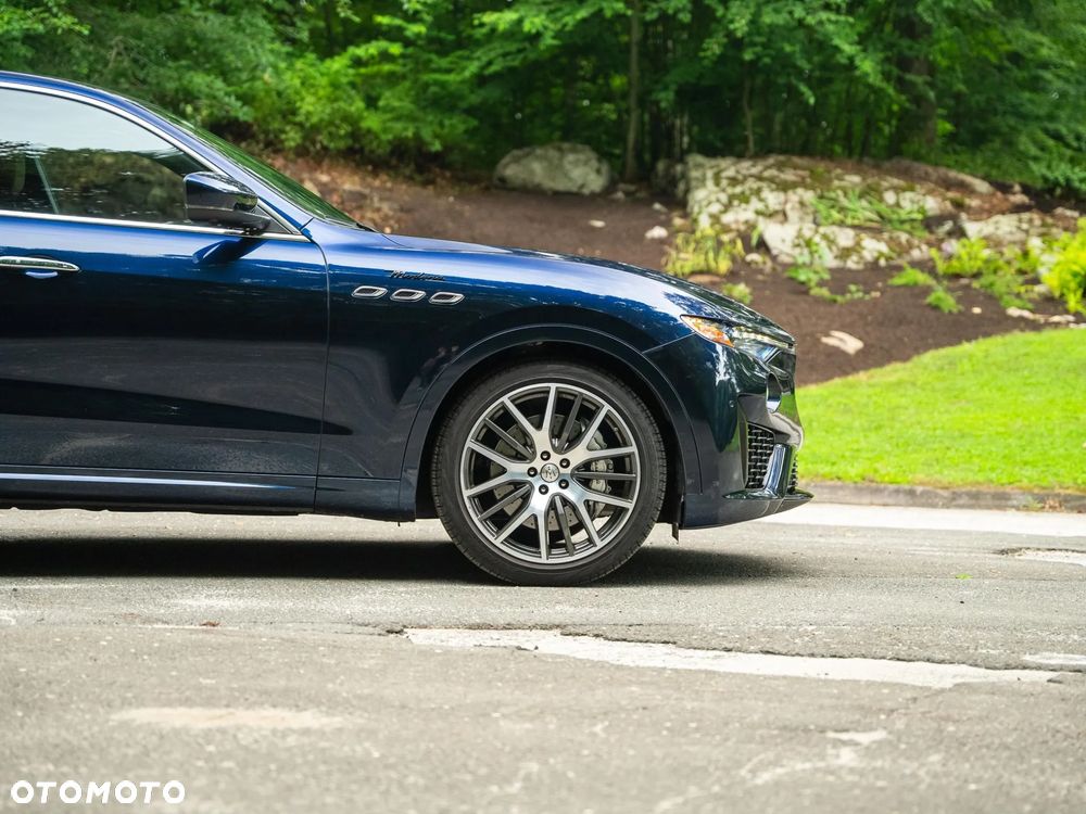Maserati Levante - 19
