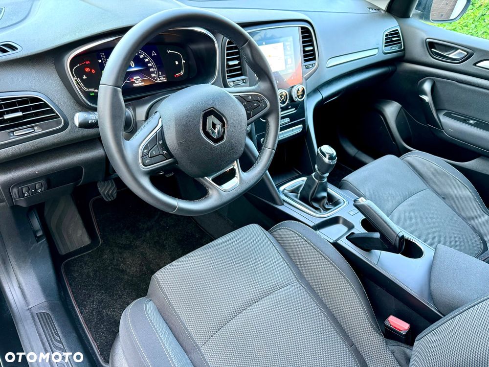 Renault Megane TCe 140 GPF TECHNO - 8