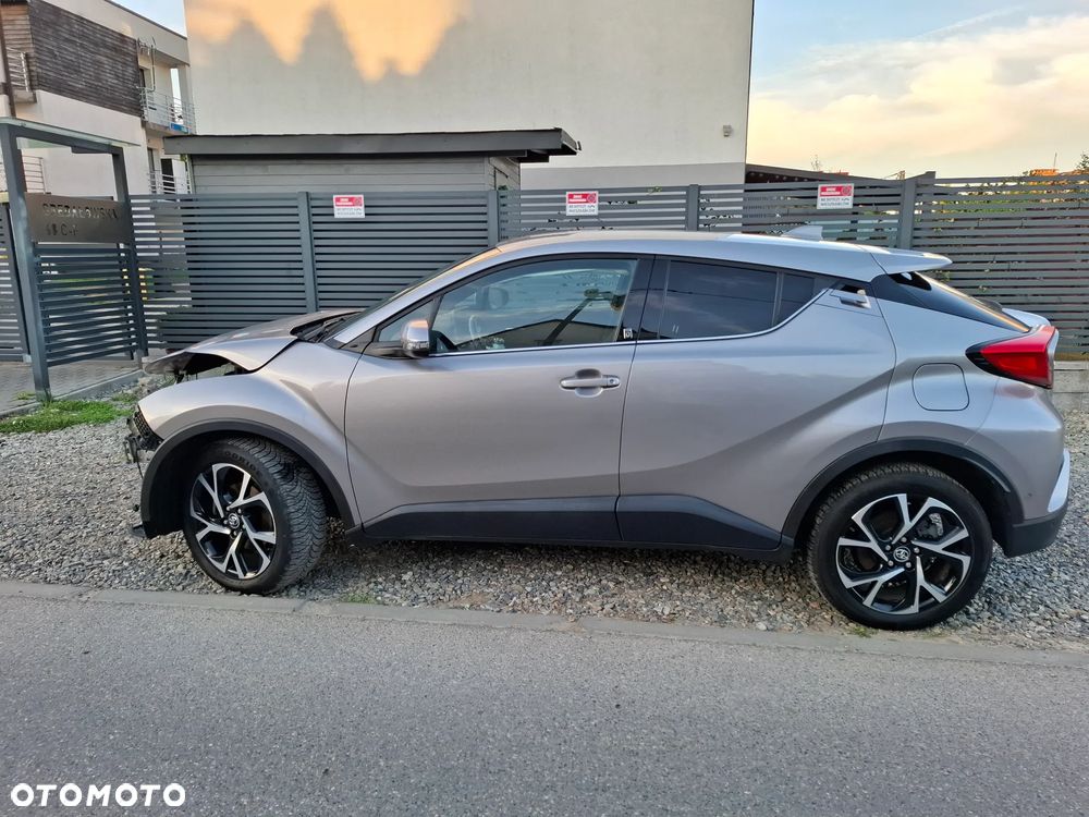 Toyota C-HR 1.2 Turbo Team Deutschland - 8