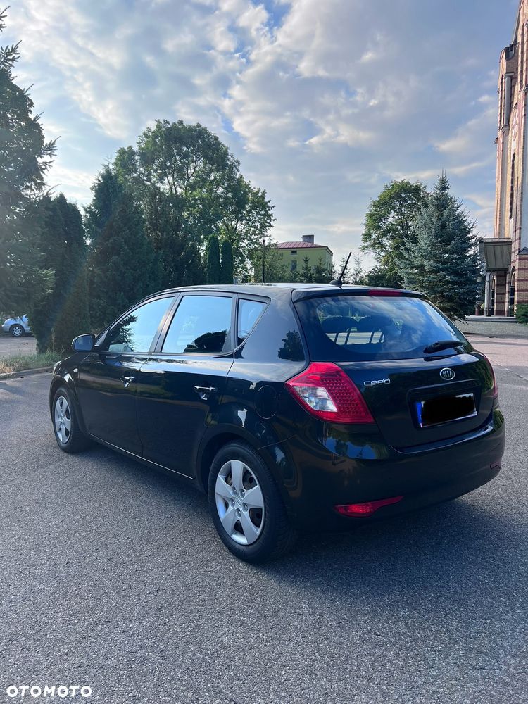 Kia Ceed 1.4 CVVT SW Edition 7 - 5