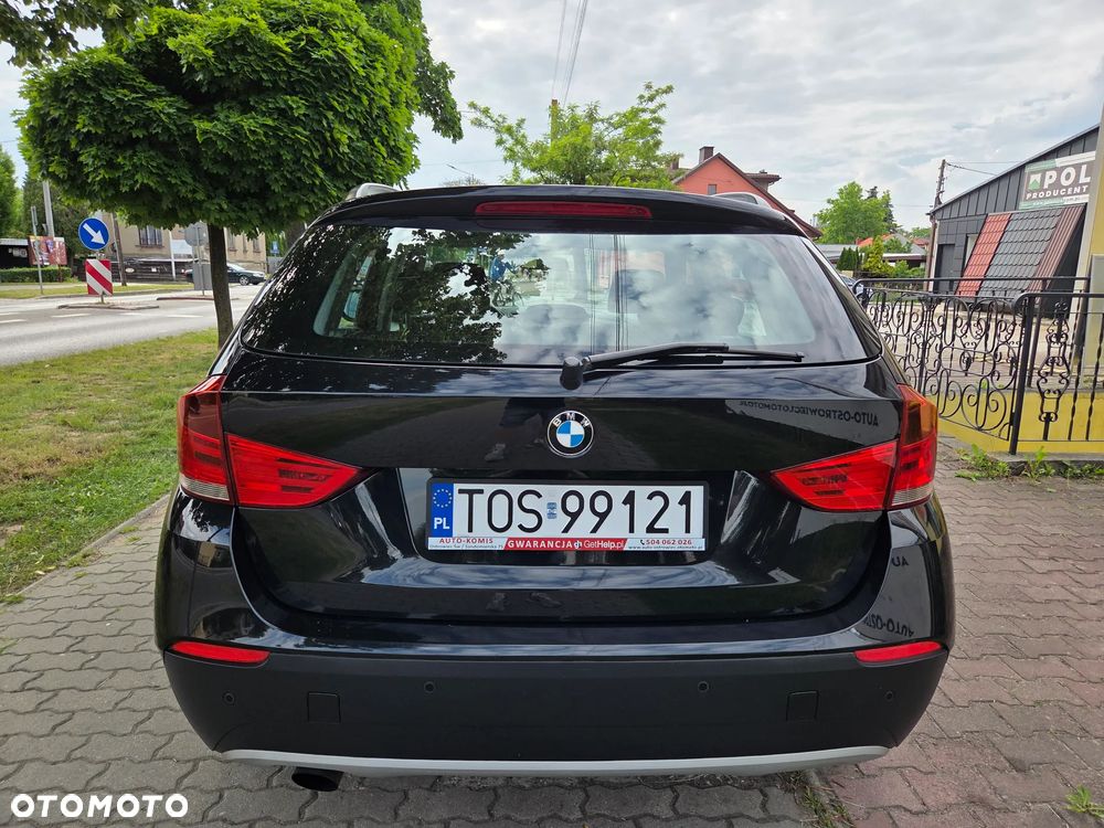 BMW X1 sDrive18i - 18