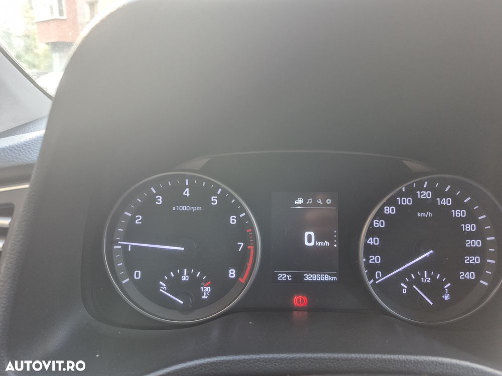 Hyundai Elantra 1.6 MPi Classic - 1