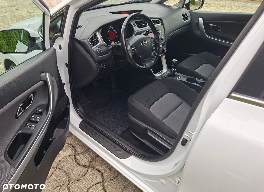 Kia Ceed 1.6 GDI Edition 7 - 5
