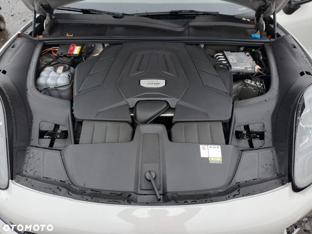 Porsche Cayenne - 11