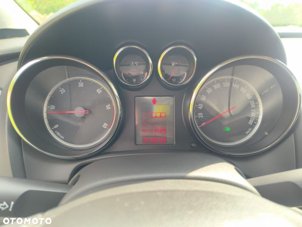 Opel Astra 1.7 CDTI DPF Cosmo - 31