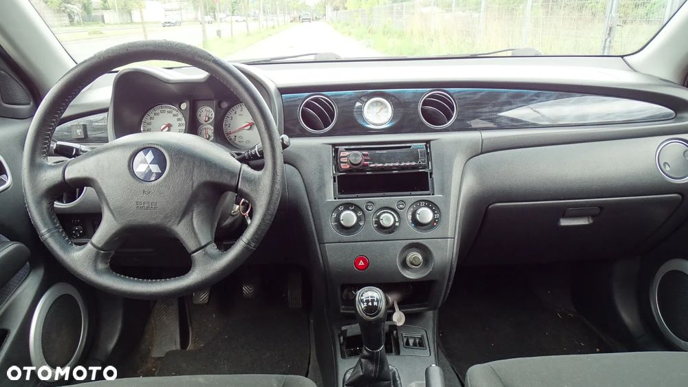 Mitsubishi Outlander 2.0 Sport 4WD - 9