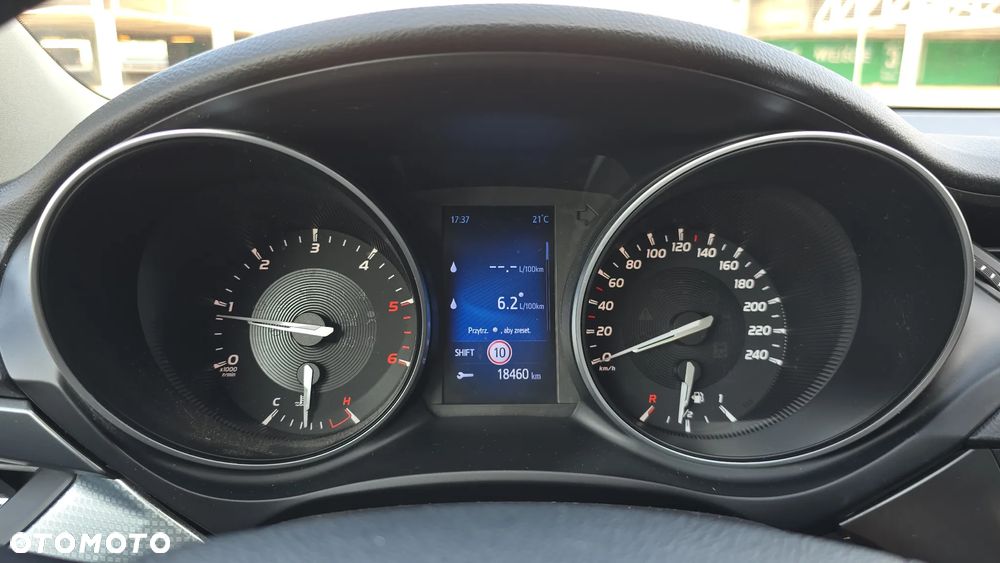 Toyota Avensis 2.0 D-4D Premium - 16