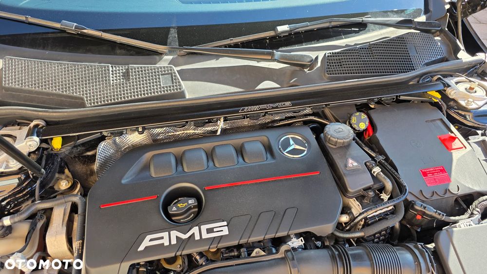 Mercedes-Benz CLA AMG 35 4-Matic 7G-DCT - 39