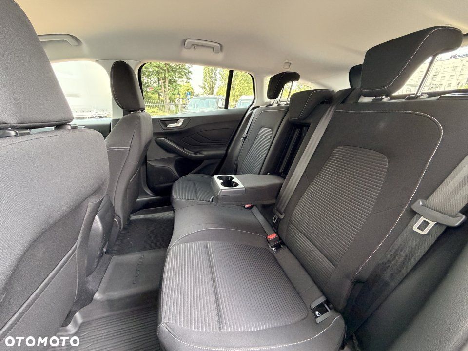 Ford Focus - 18