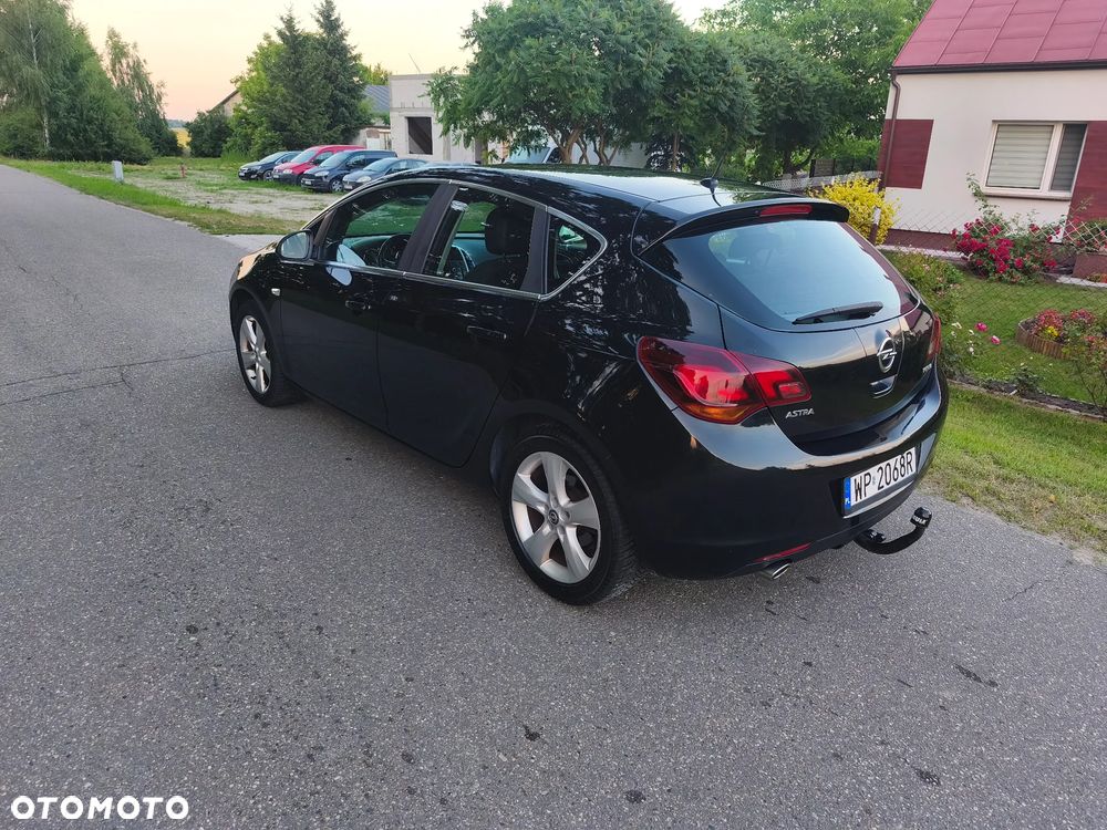 Opel Astra 1.4 T Cosmo - 7