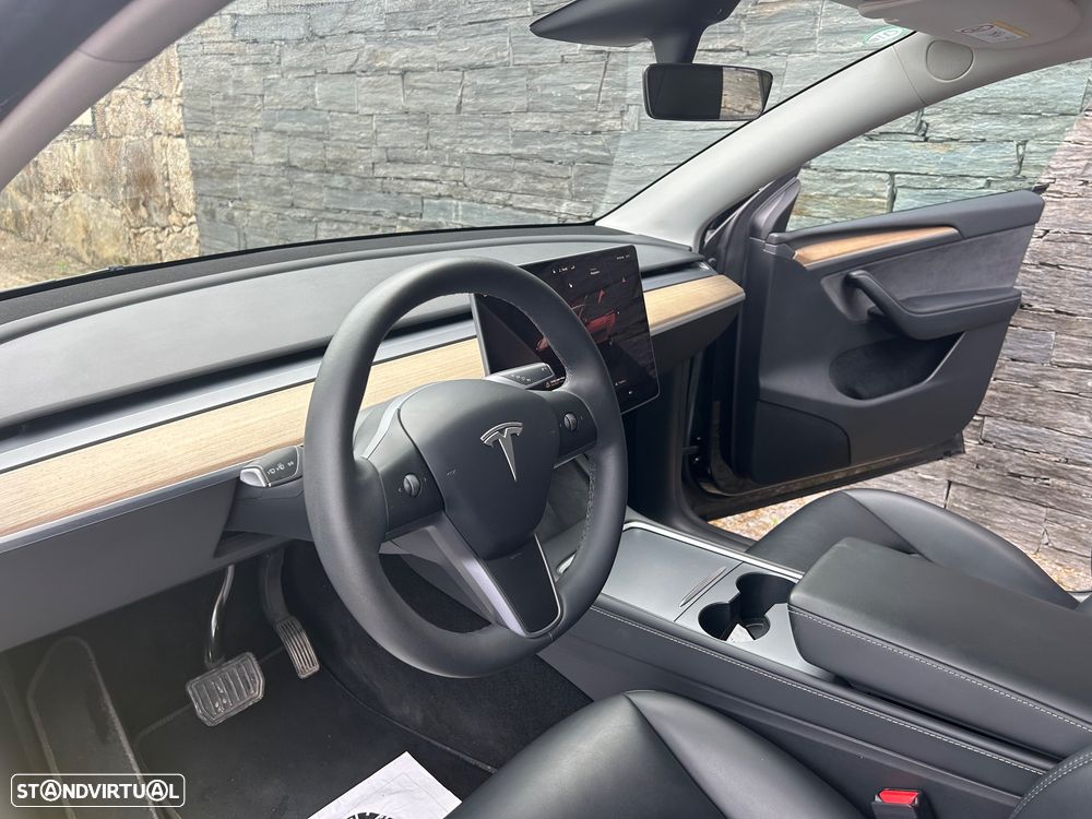 Tesla Model Y Tração Traseira - 14