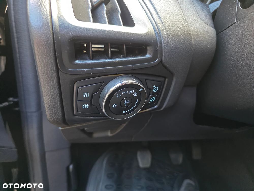 Ford Focus 1.6 TI-VCT Titanium - 16