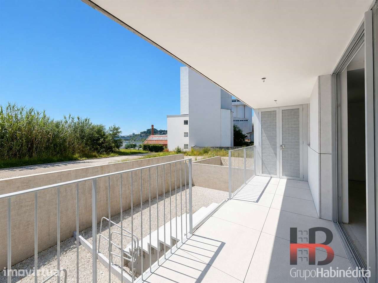 Apartamento T2 Exclusivo | Marina do Freixo | Design Sofisticado - Grande imagem: 3/19