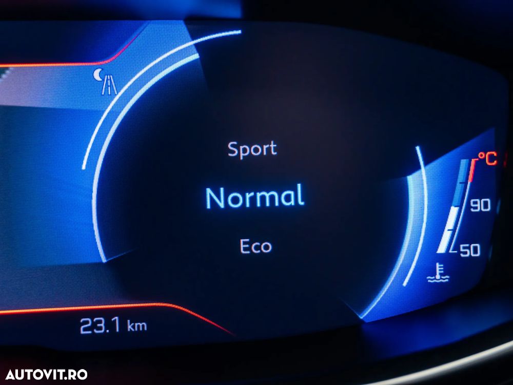 Peugeot 3008 BlueHDi 130 Stop & Start EAT8 GT Pack - 36