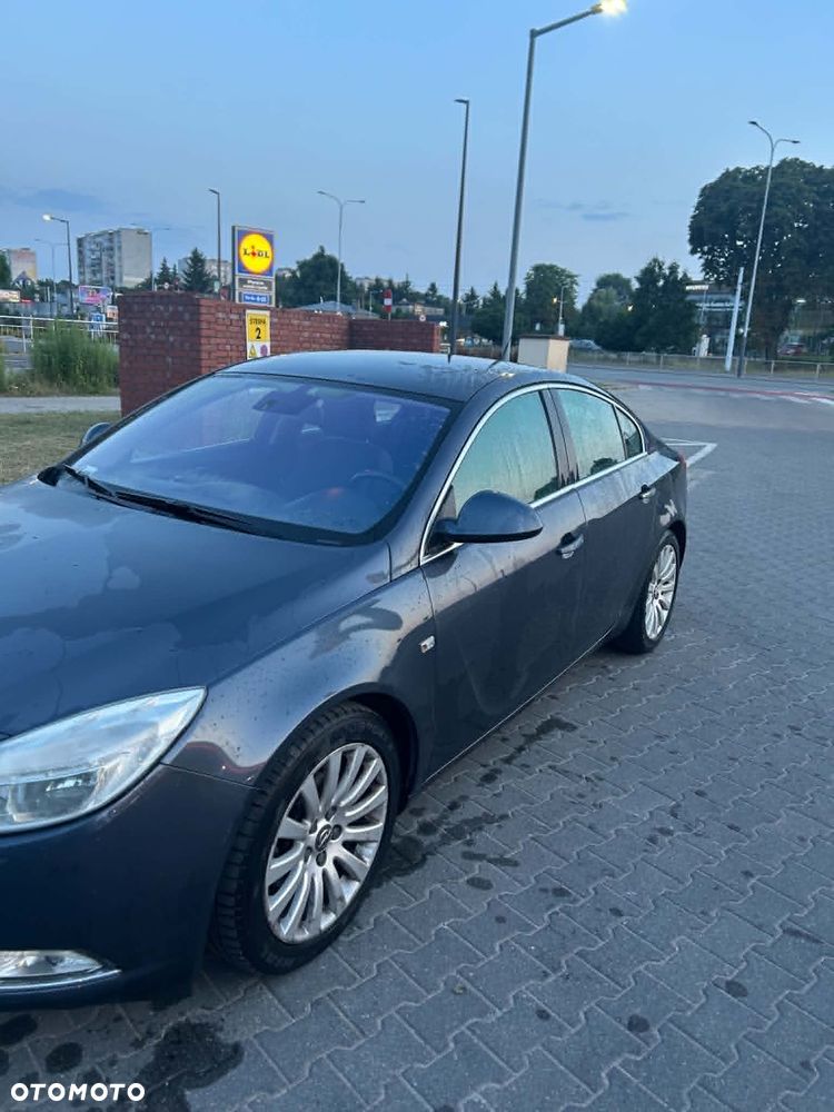 Opel Insignia 1.8 - 4