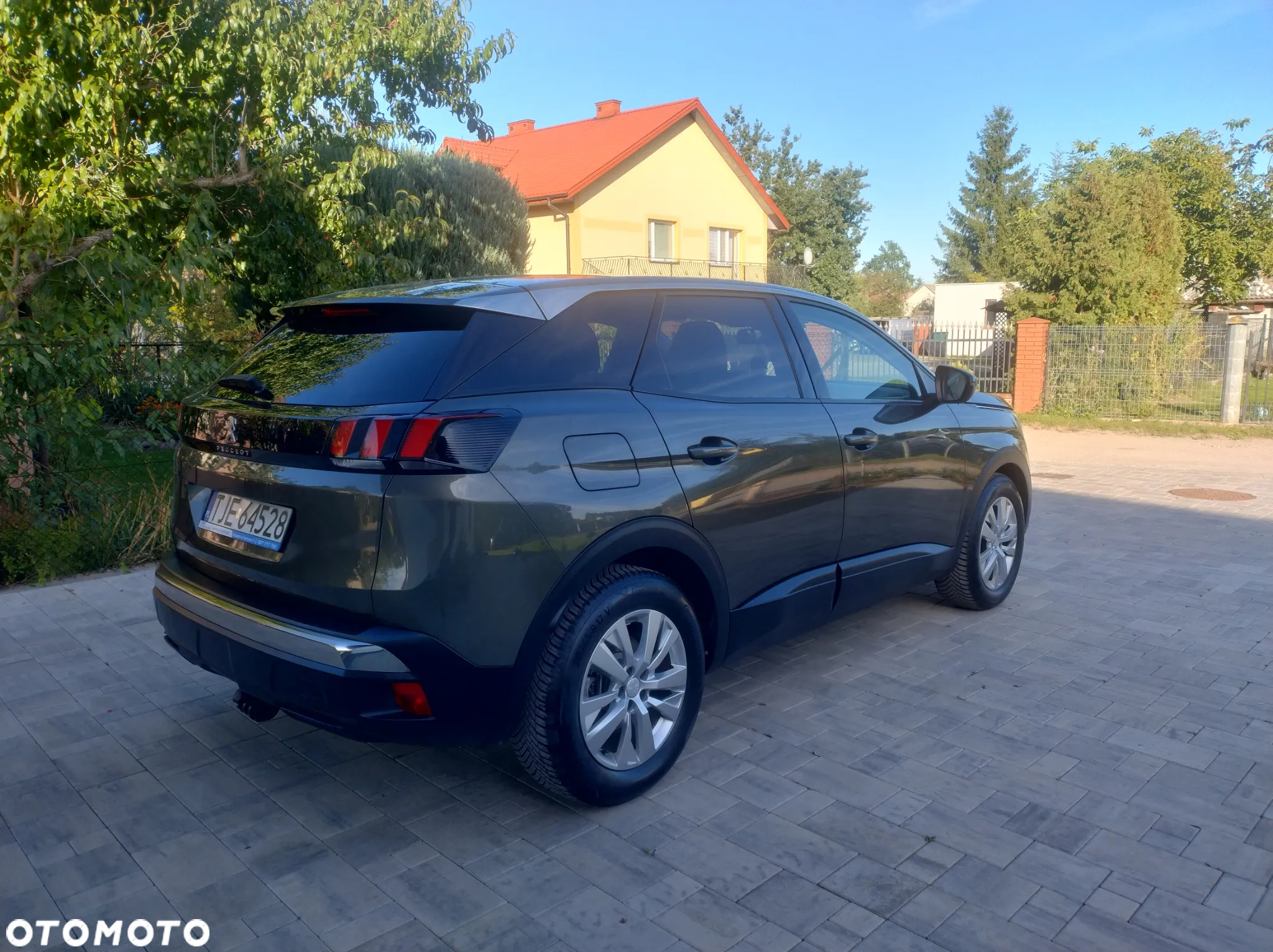 Peugeot 3008 1.5 BlueHDi Active S&S - 4