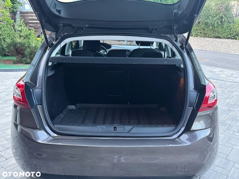 Peugeot 308 - 11