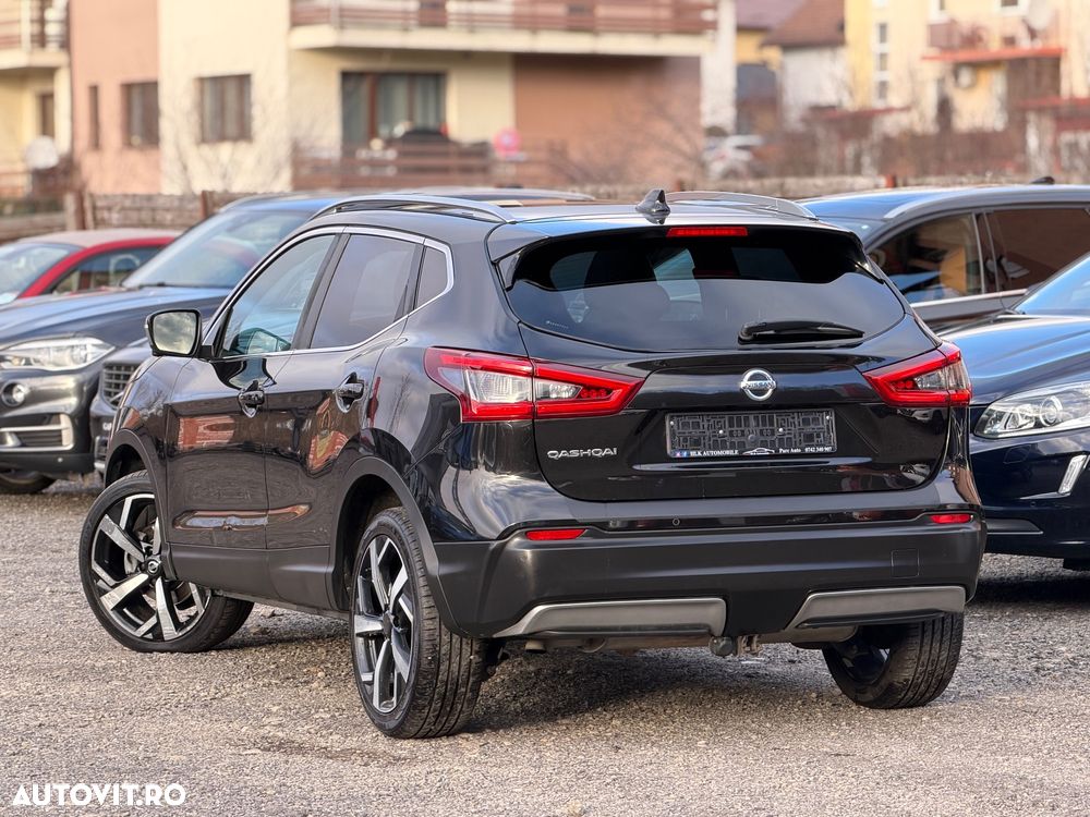 Nissan Qashqai 1.6 DCI Xtronic TEKNA+ - 3