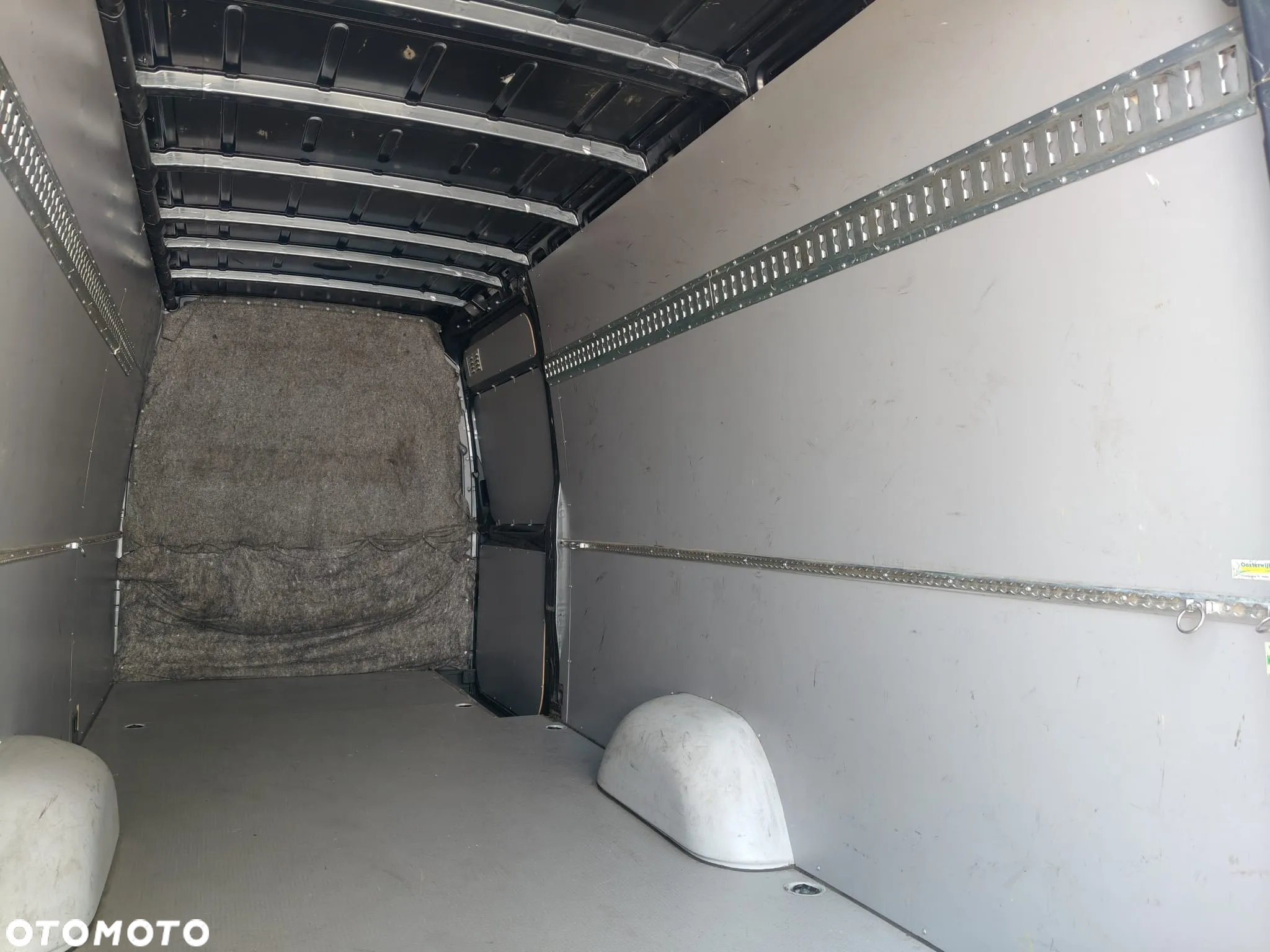 Mercedes-Benz Sprinter 319 Furgon L4H2 - 29