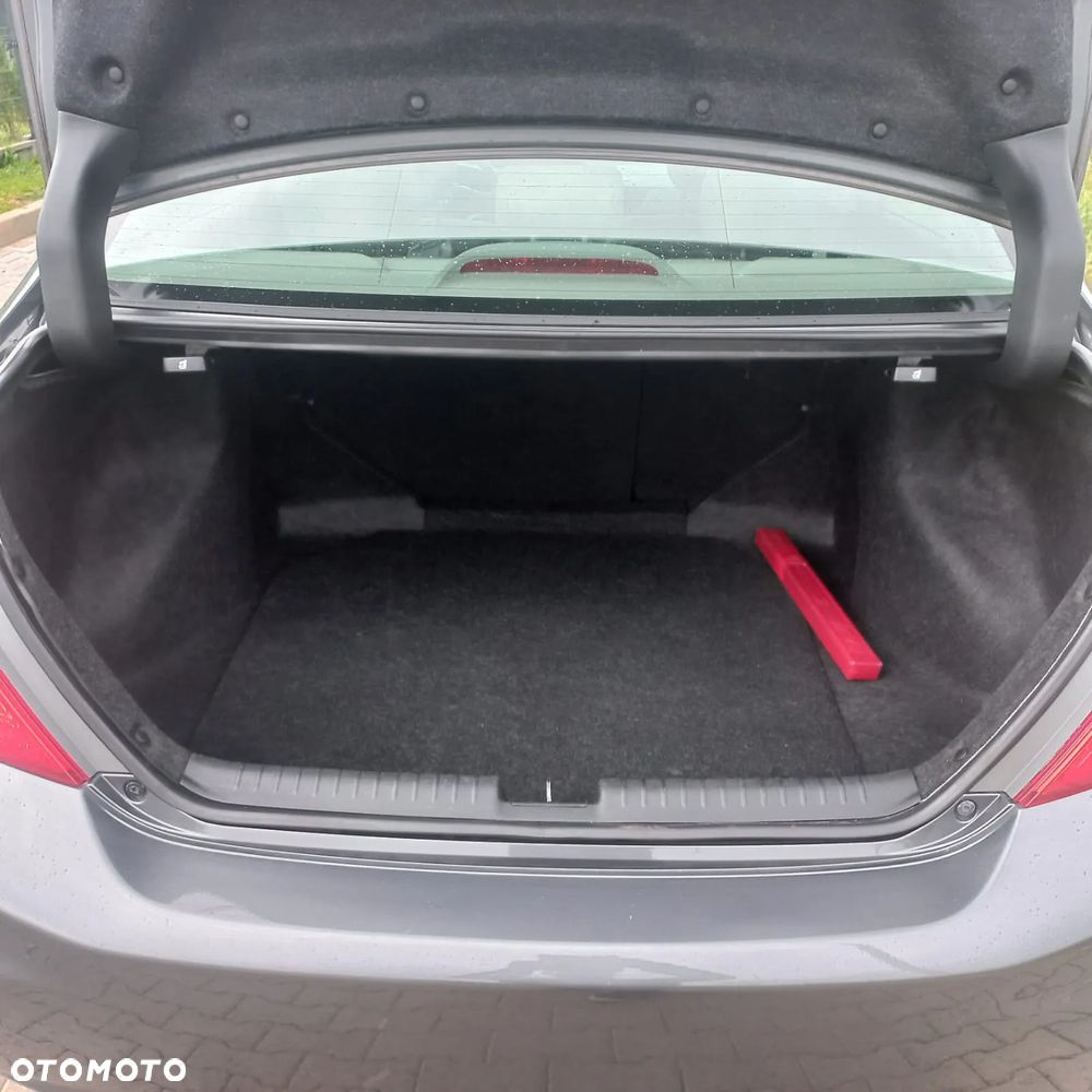 Honda Civic 1.8 i-VTEC Comfort - 9