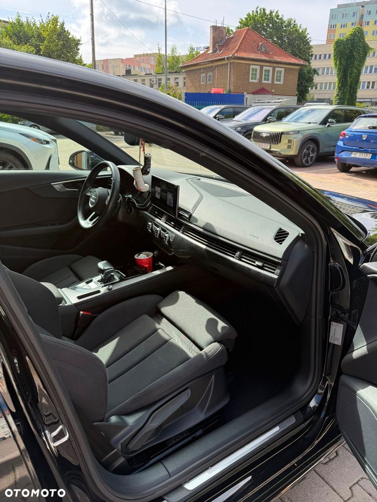 Audi A4 Limousine - 8