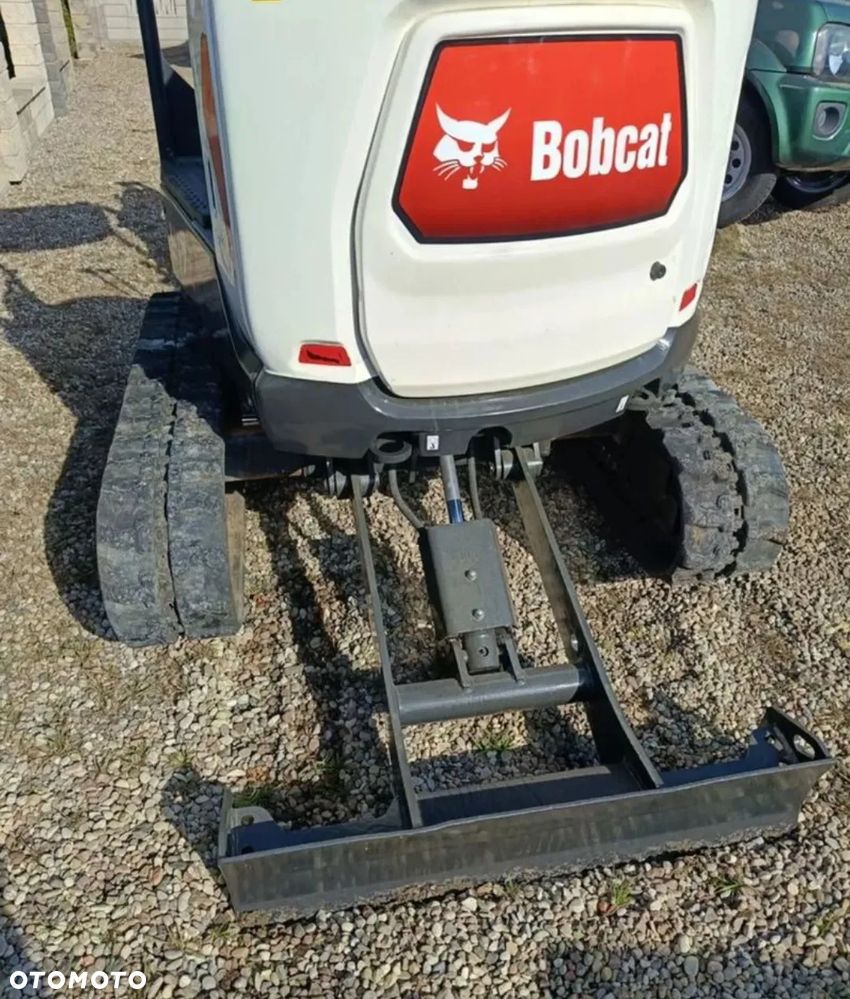 Bobcat E17z - 7