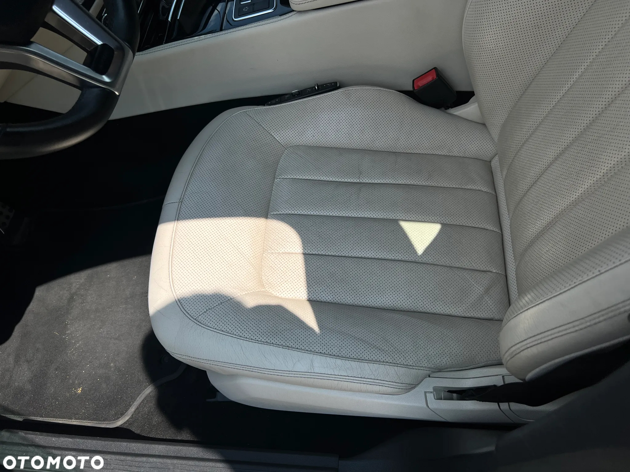 Mercedes-Benz CLS 350 BlueTEC 4-Matic - 24