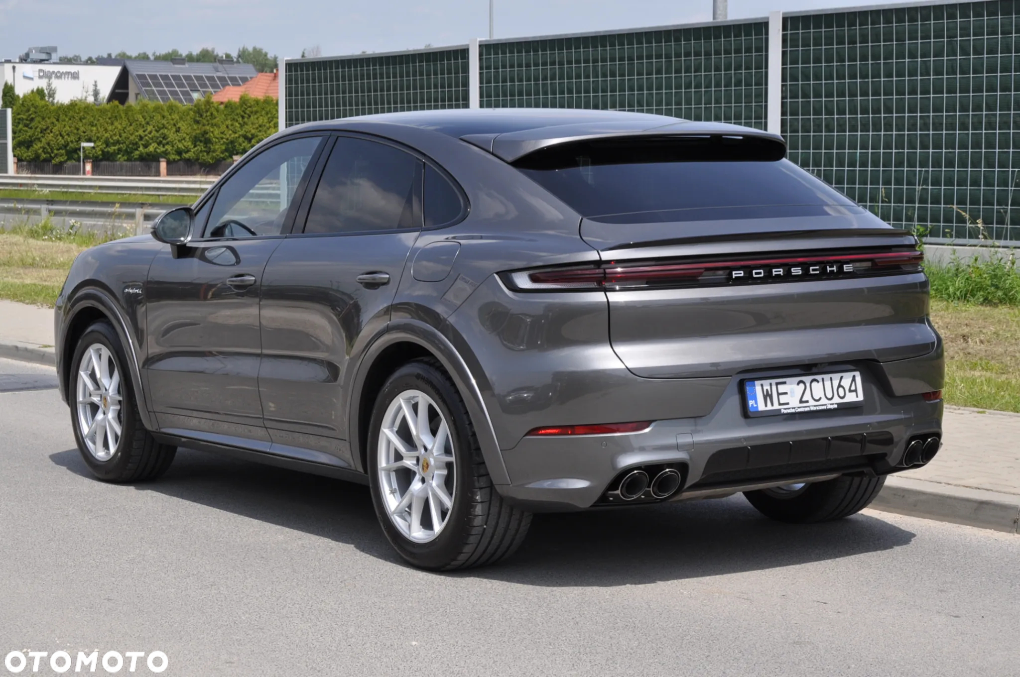 Porsche Cayenne Coupe E-Hybrid PHEV - 13