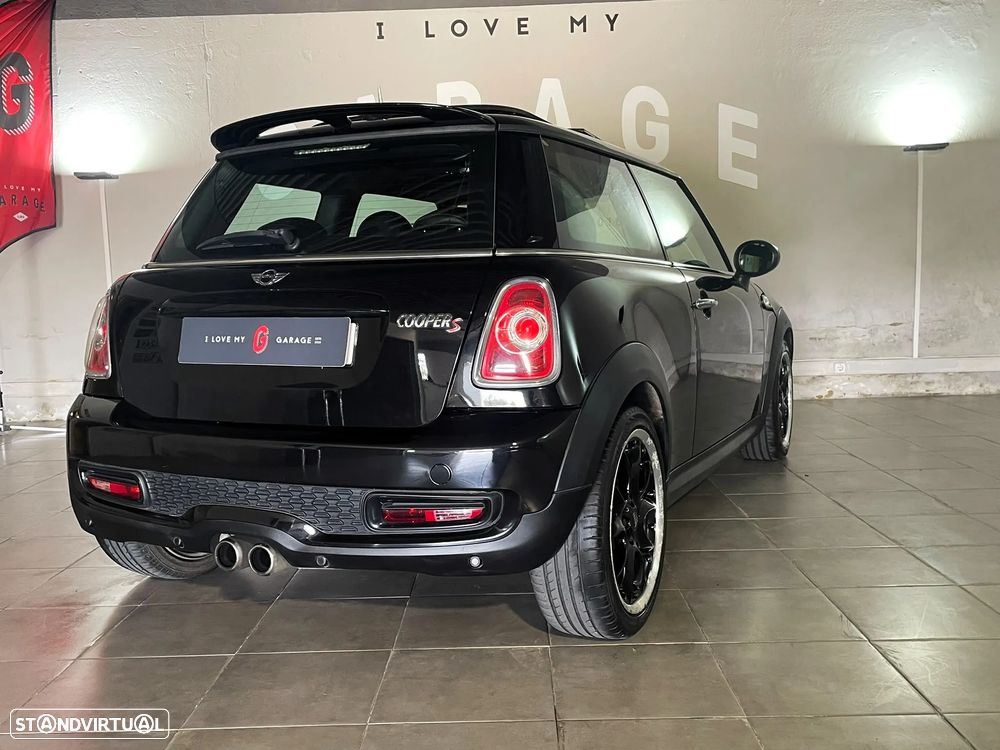 MINI 3 Portas - 3