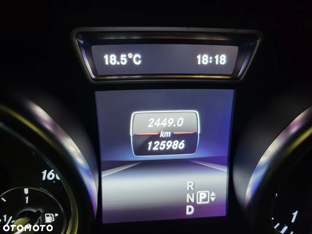 Mercedes-Benz ML 350 4MATIC (BlueEFFICIENCY) 7G-TRONIC - 18