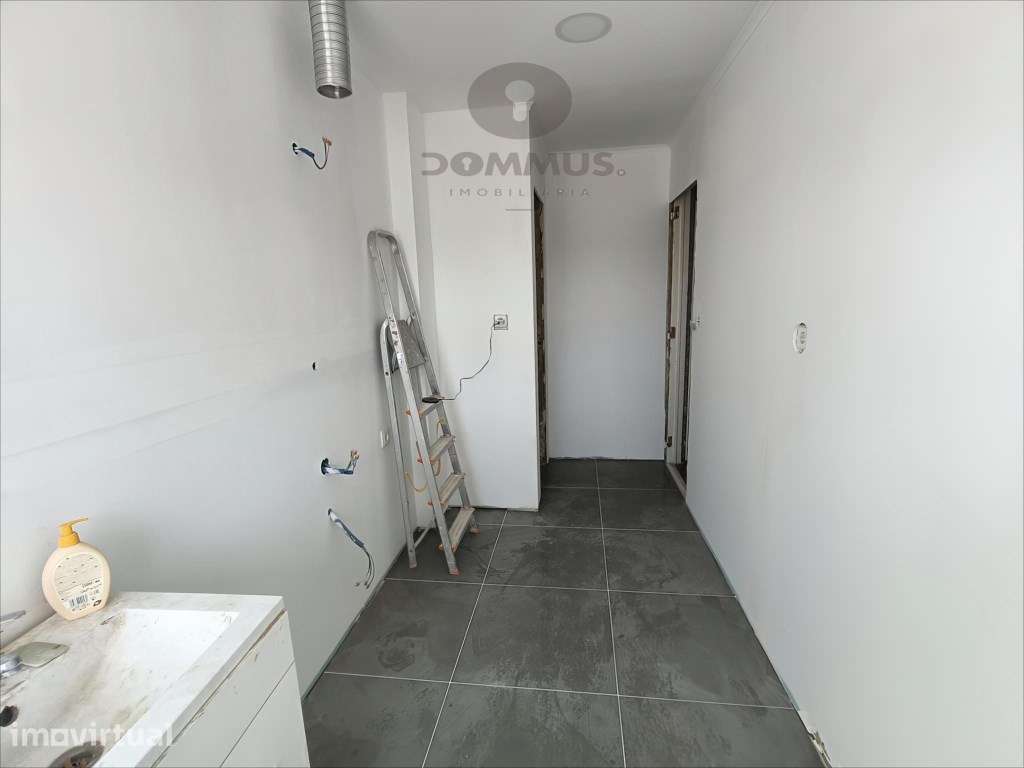 Apartamento T1 Totalmente Remodelado na Damaia - Grande imagem: 4/19