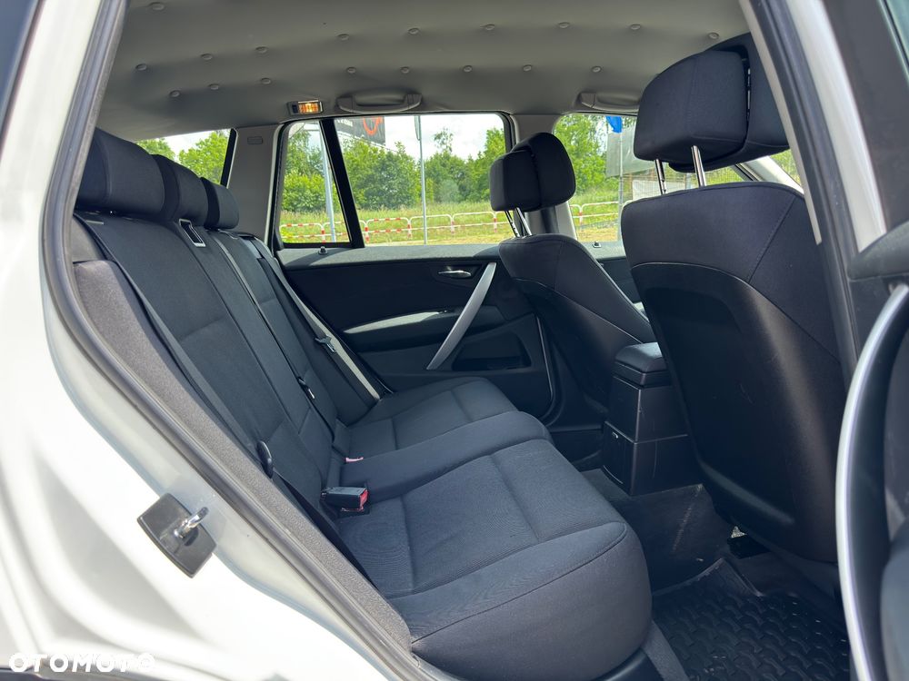 BMW X3 xDrive20d - 23