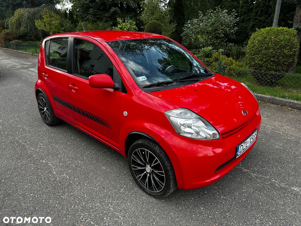 Daihatsu Sirion 1.0 CooLine - 1