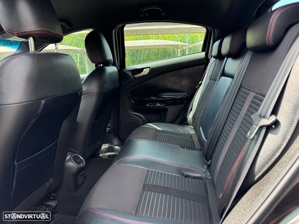 Alfa Romeo Giulietta 1.6 JTDM Distinctive - 18