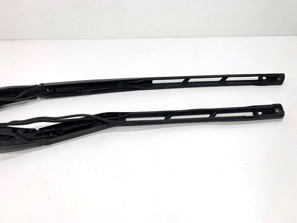 RAMIĘ WYCIERACZKI KOMPLET PRZÓD DYSZE SPRYSKIWACZY  AUDI A8 D5 (4N2, 4N8) 2017 - 2022 50 TDI Mild - 7