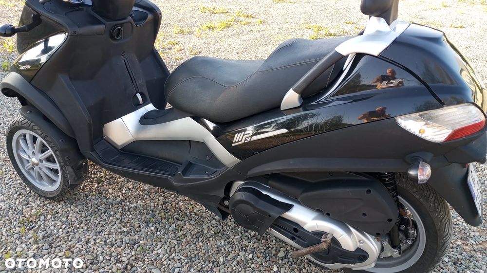 Piaggio MP-3 - 5