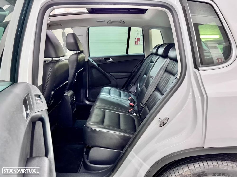 VW Tiguan 2.0 TDi Sport BlueMotion - 44