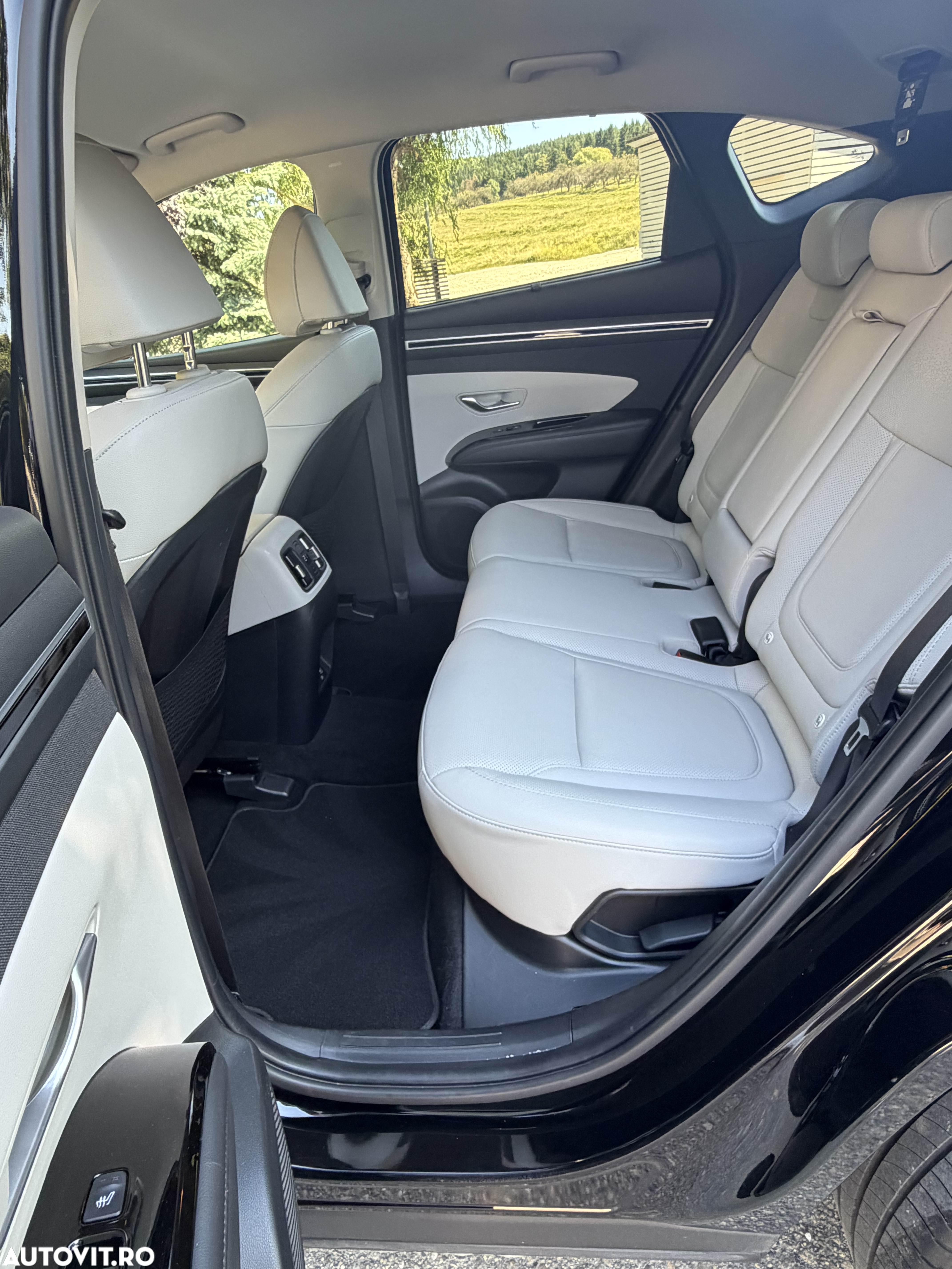 Hyundai Tucson PHEV 1.6 l 265 CP 4WD 6AT Luxury - 13