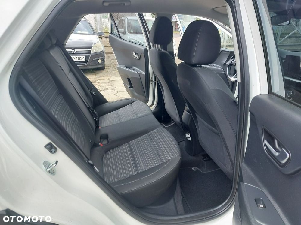 Kia Stonic - 12