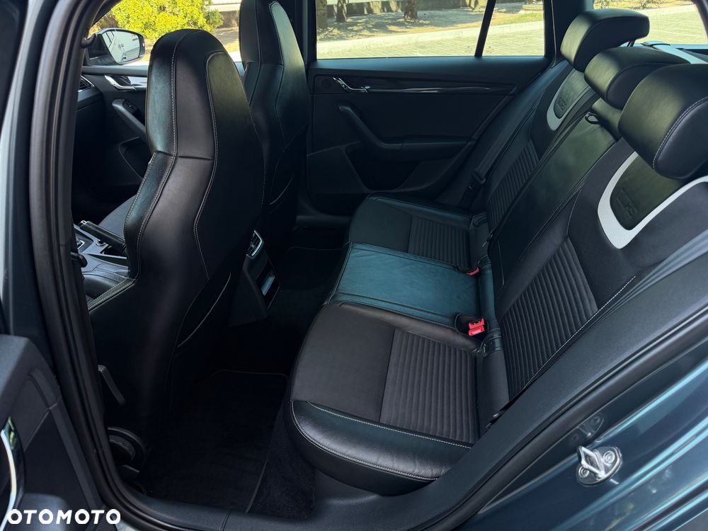 Skoda Octavia 2.0 TSI (Green tec) RS - 17