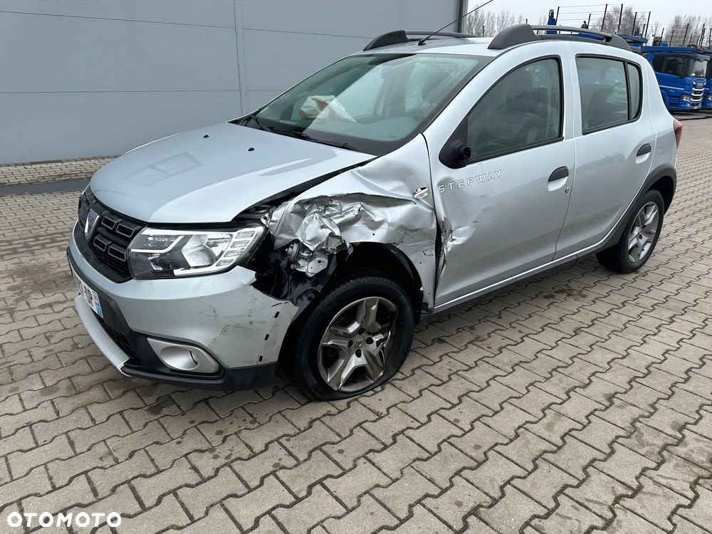 Dacia Sandero Stepway TCe 90 (S&S) Prestige - 4