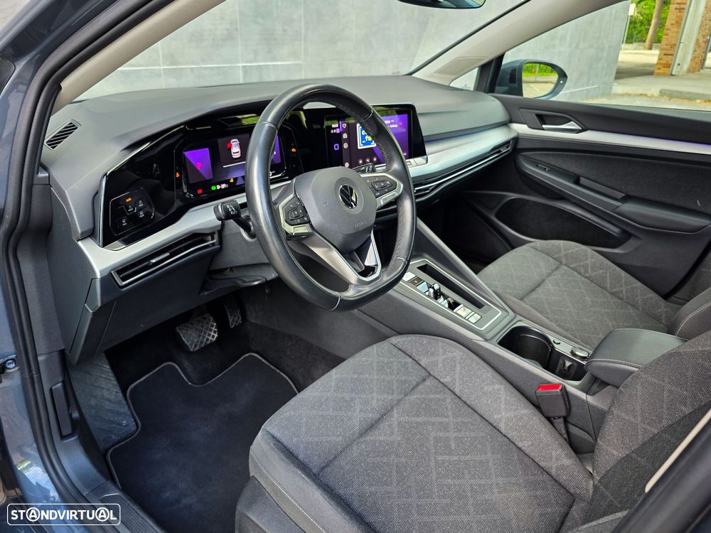 VW Golf 1.0 eTSI Life DSG - 17