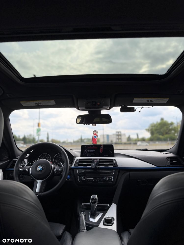 BMW Seria 3 335i - 13