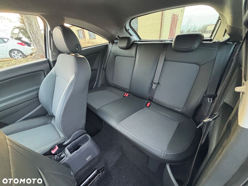 Opel Corsa 1.2 16V Limited Edition - 22