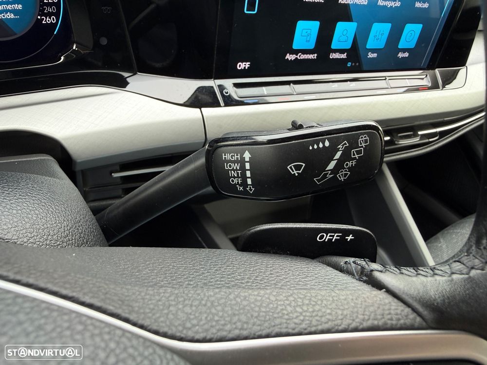 VW Golf 1.5 eTSI Life DSG - 21