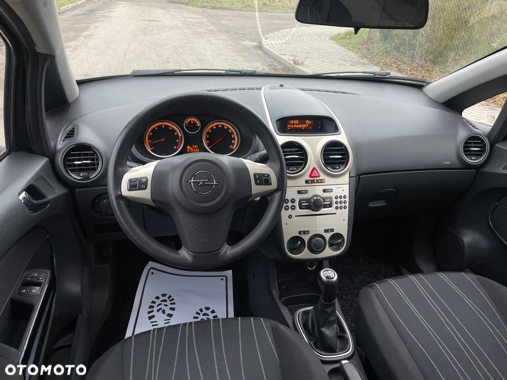 Opel Corsa 1.2 16V - 11