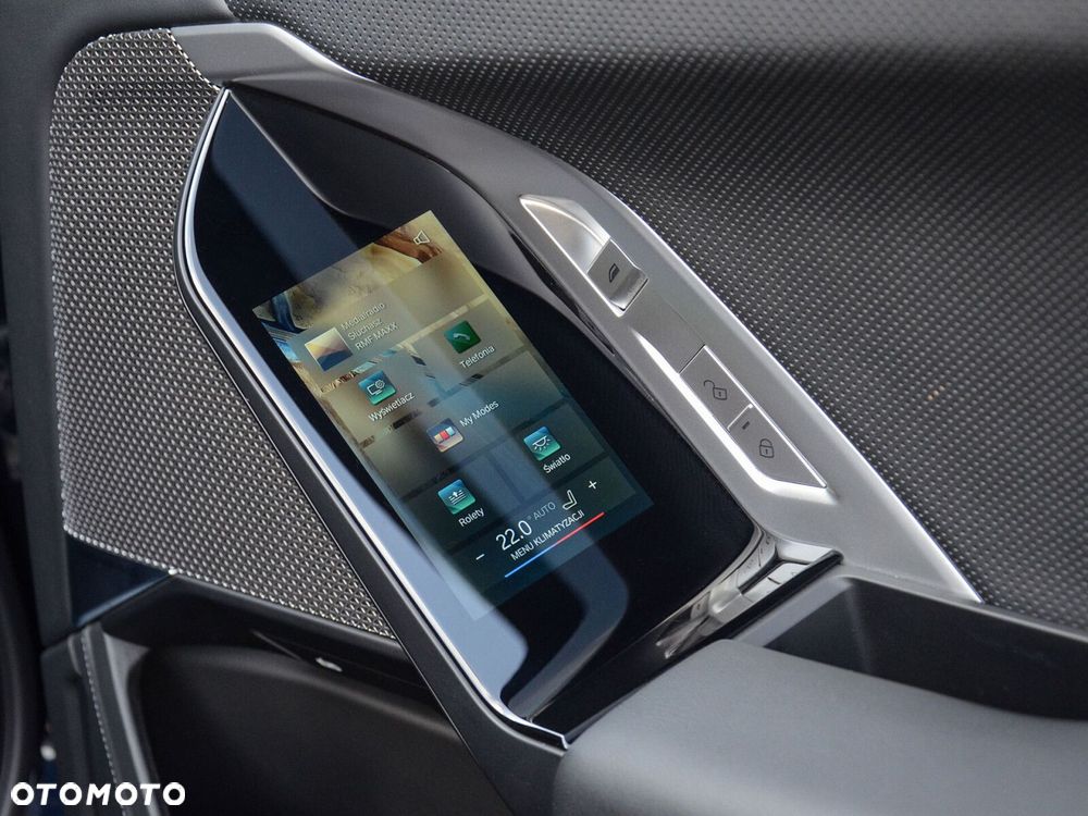 BMW Seria 7 - 32