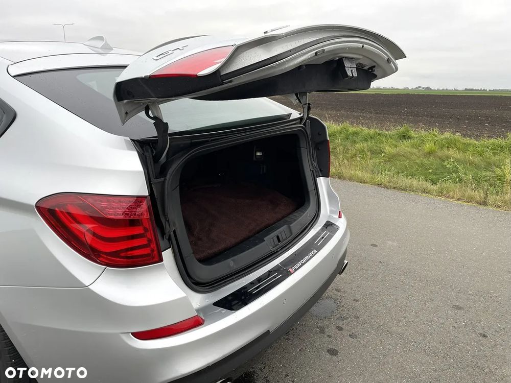 BMW 5GT 535i xDrive Gran Turismo - 15