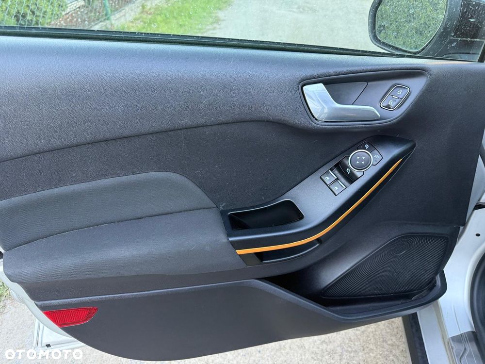 Ford Fiesta - 6
