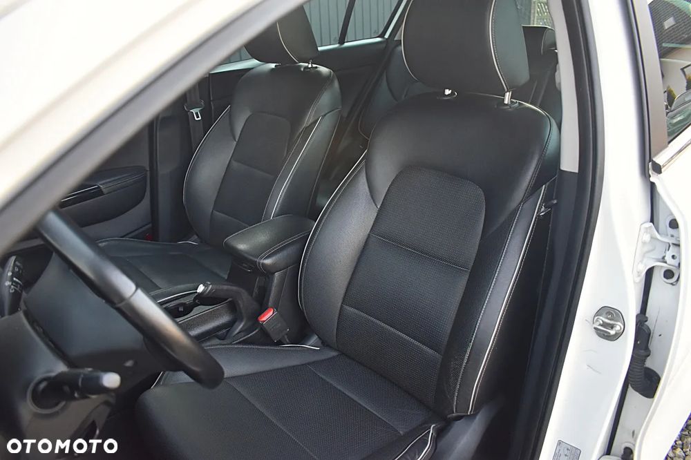 Kia Sportage 1.7 CRDI 2WD Vision - 19